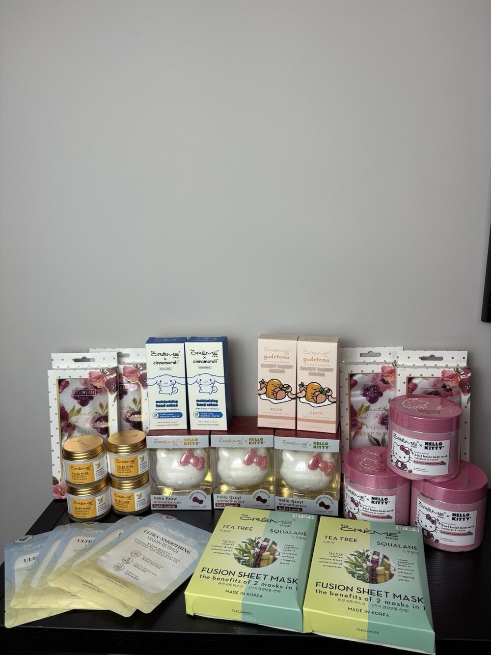 NEW The Crème Shop Hello Kitty Sanrio Beauty Bundle 24+ Pc Cinnamoroll Gudetama